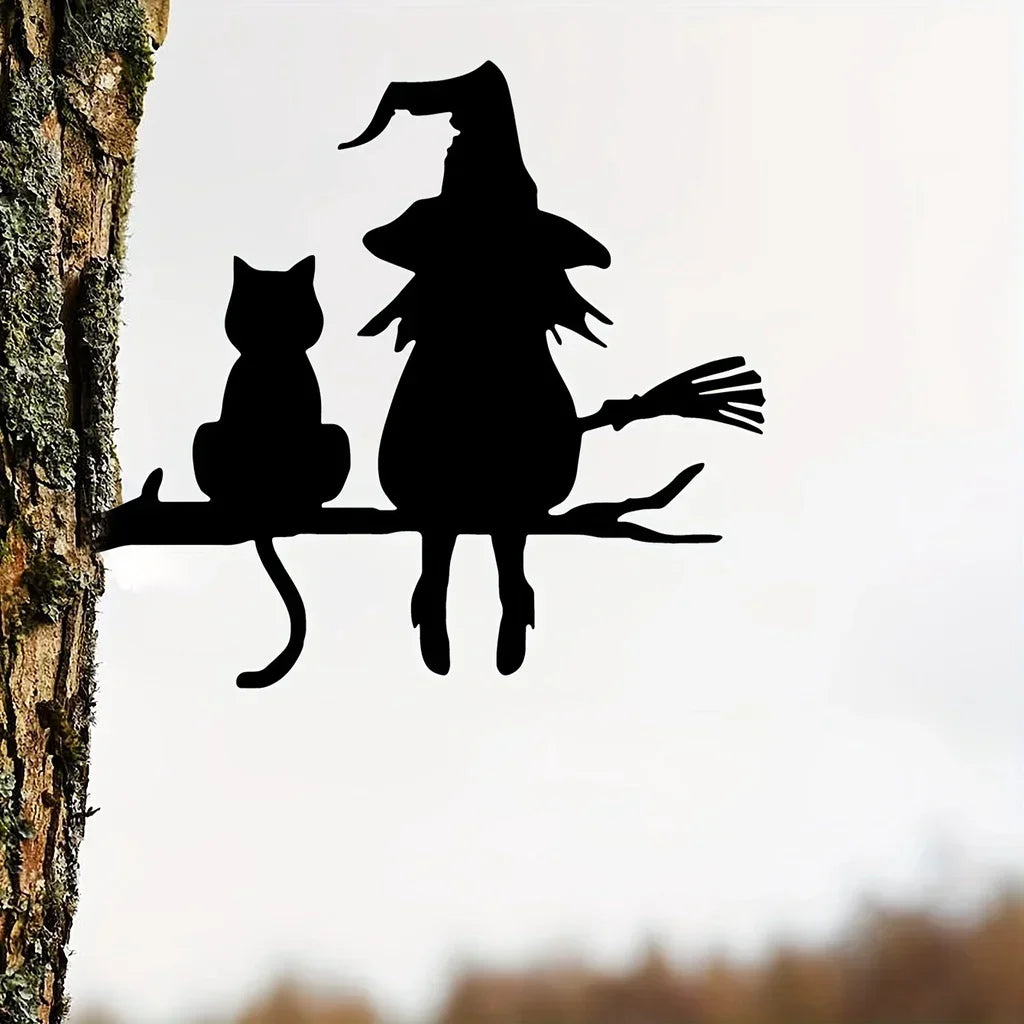 Garden Stake Iron Silhouette Cute Witch and Cat Tree Stump Plug-in Yard Art for Lawn Courtyard Decor
