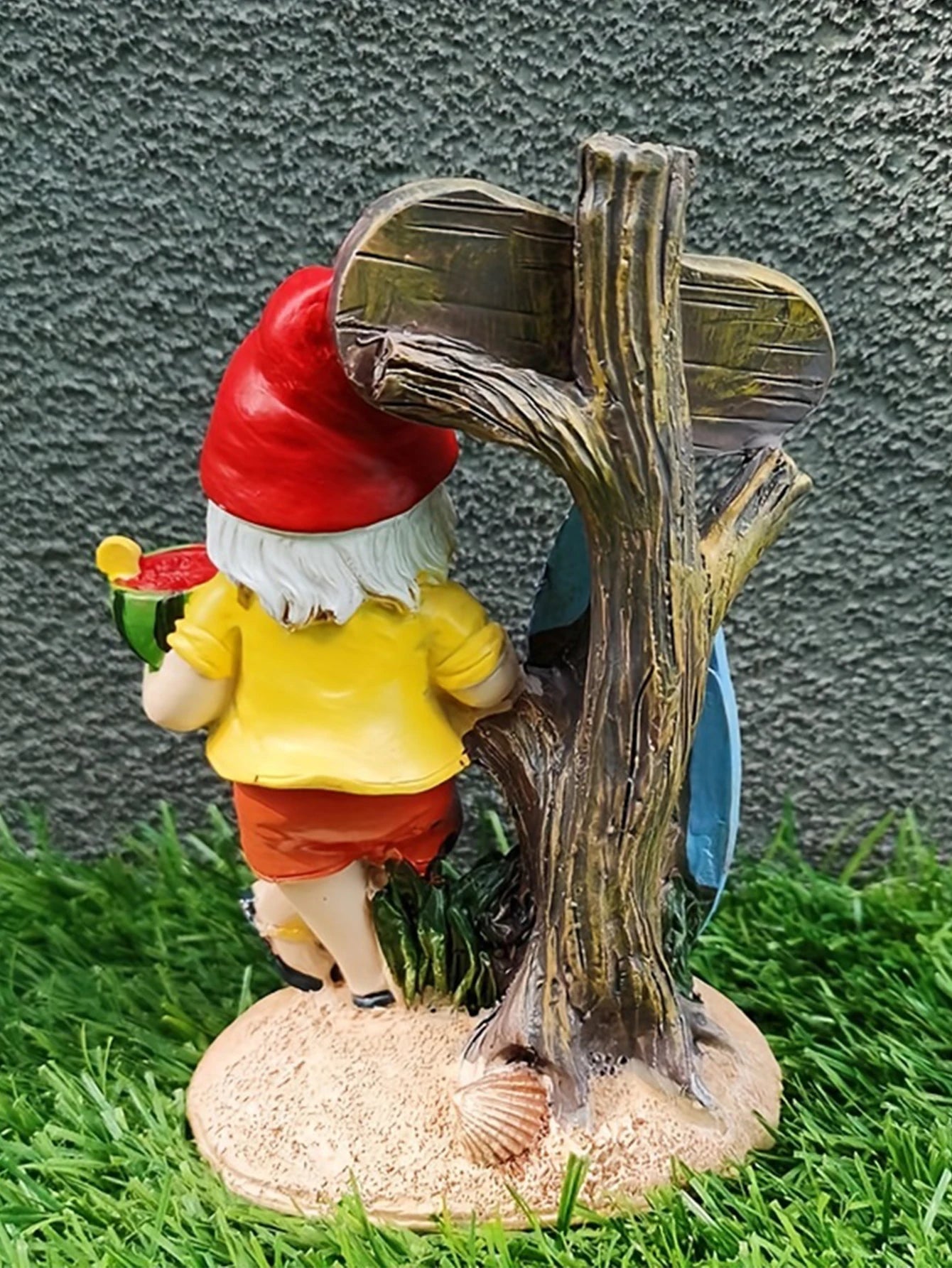 1pc Surfboard Gnome Ornament Summer Garden Ornament Gnome Garden Decorative Ornament Statue Decoration
